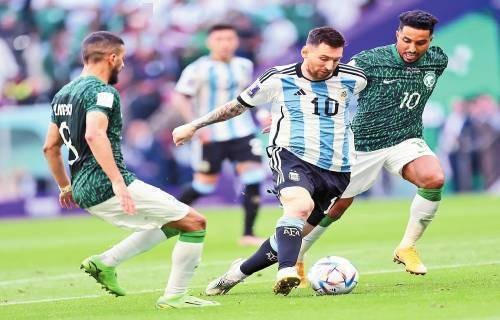 湖人获胜后，詹姆斯重点强调两点，雷迪克直言不讳，东契奇展现高情商